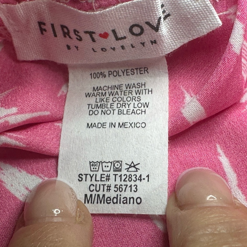 NWOT SIZE M First Love Pink Ruffle Sleeve Top - Picture 8 of 8